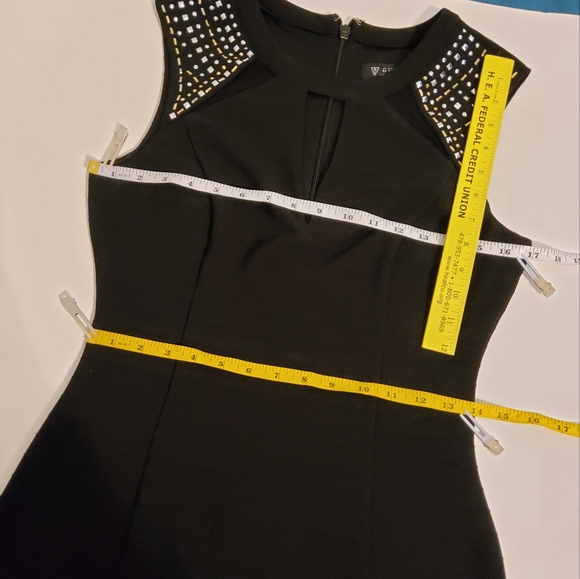 Guess Stretch Solid Black Sleeveless Sheath Bodycon Keyhole Dress Size 8 - Picture 5 of 10